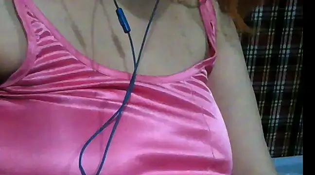 Snapshot of giga-bite chatting on 02-24-25, 04:58 giga-bite online show from 02-24-25, 04:58