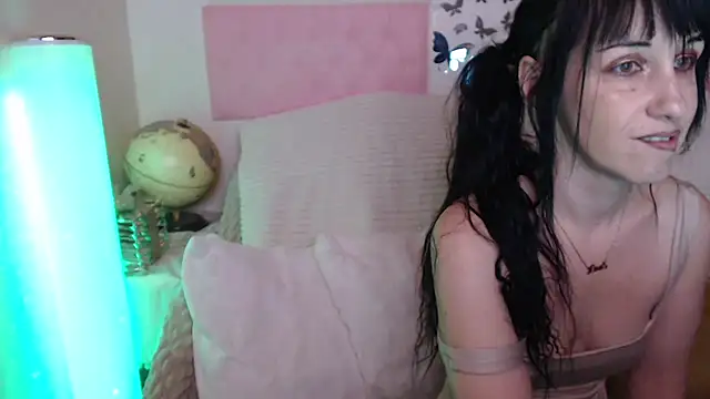 -carla- online show from 02-12-26, 07:19