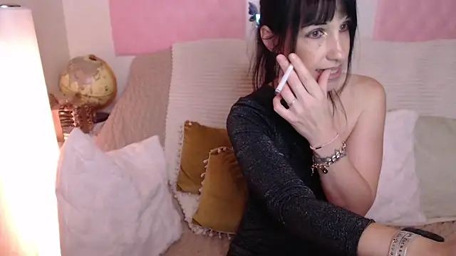 -carla- online show from 10-27-25, 06:03