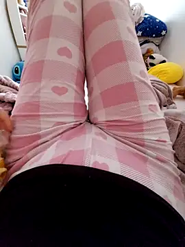 Snapshot of lolyforyou chatting on 03-13-25, 09:10 lolyforyou online show from 03-13-25, 09:10