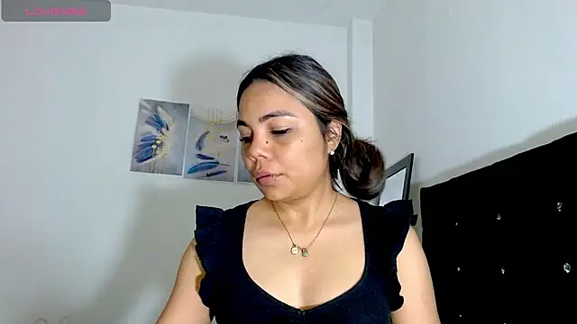 Kylie loveee online show from 05-20-26, 12:24