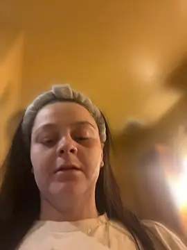 Snapshot of Goddessdanigrey chatting on 04-10-26, 09:44 Goddessdanigrey online show from 04-10-26, 09:44