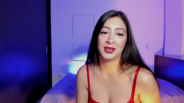 Snapshot of MeganWhite3 chatting on 04-24-26, 04:03 MeganWhite3 online show from 04-24-26, 04:03