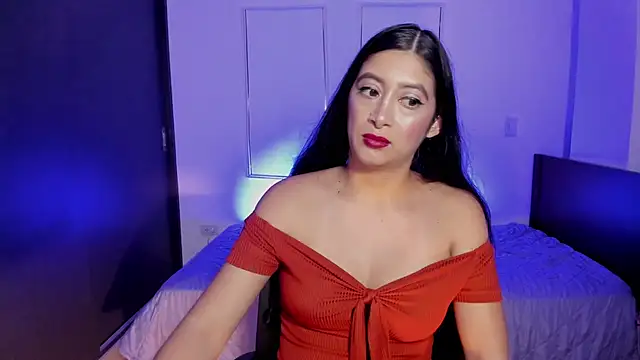 Snapshot of MeganWhite3 chatting on 06-03-26, 04:13 MeganWhite3 online show from 06-03-26, 04:13