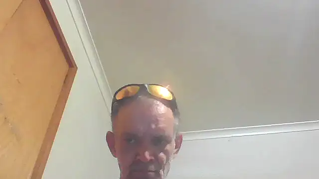 TooFknHorny1 online show from 10-20-25, 05:42