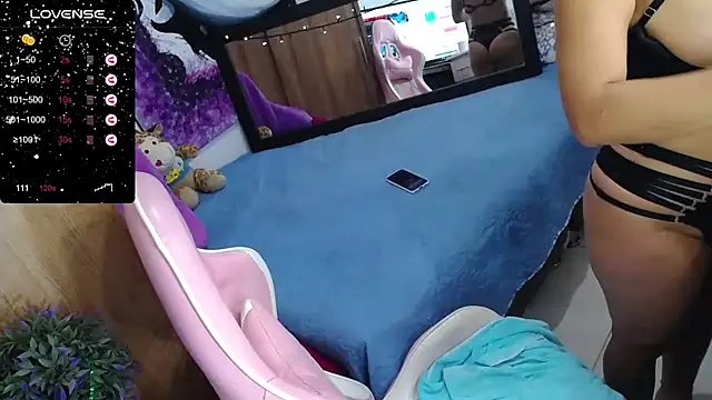 MarilynJones online show from 12-11-24, 03:35