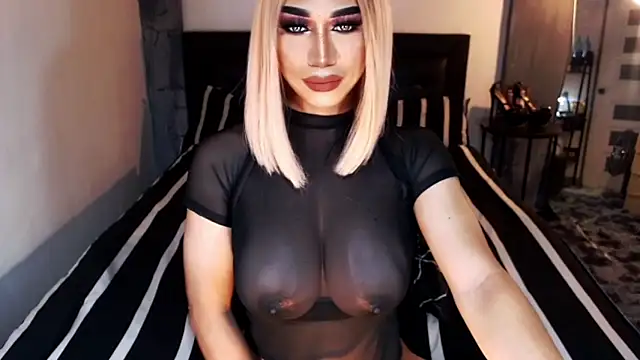 MassiveCockxMistress online show from 04-10-26, 01:01