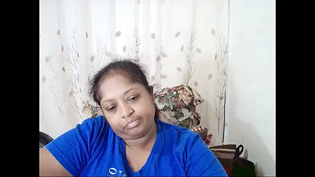 Snapshot of Indiantasha chatting on 02-14-26, 04:07 Indiantasha online show from 02-14-26, 04:07