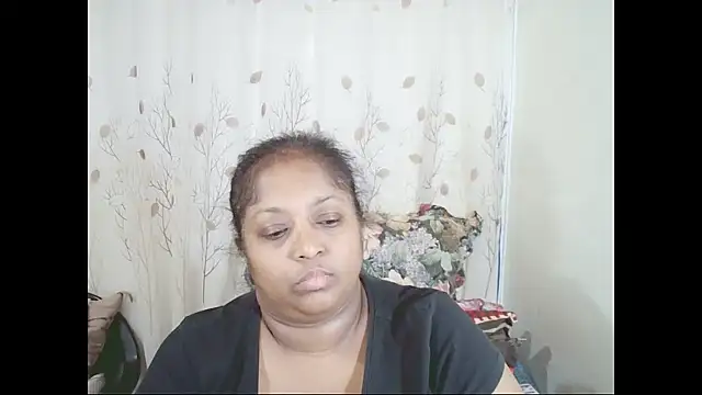 Snapshot of Indiantasha chatting on 06-02-26, 04:51 Indiantasha online show from 06-02-26, 04:51