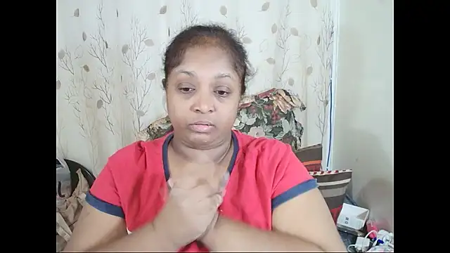 Snapshot of Indiantasha chatting on 05-12-26, 04:35 Indiantasha online show from 05-12-26, 04:35
