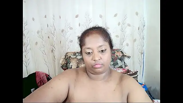 Snapshot of Indiantasha chatting on 05-08-26, 03:54 Indiantasha online show from 05-08-26, 03:54