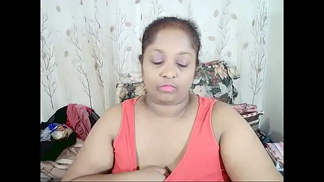 Snapshot of Indiantasha chatting on 05-08-26, 08:45 Indiantasha online show from 05-08-26, 08:45