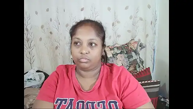 Snapshot of Indiantasha chatting on 05-07-26, 03:48 Indiantasha online show from 05-07-26, 03:48
