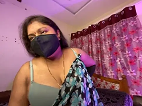 Snapshot of Love_4Sex chatting on 05-20-26, 04:42 Love 4Sex online show from 05-20-26, 04:42