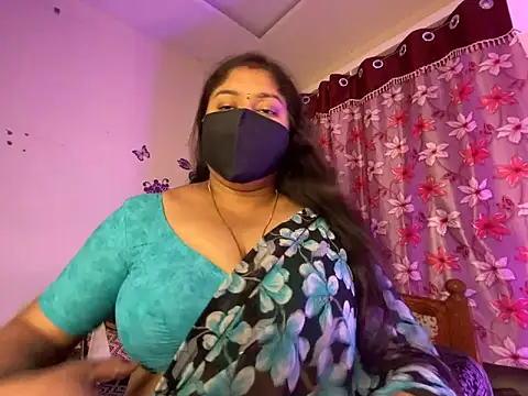 Snapshot of Love_4Sex chatting on 05-07-26, 02:16 Love 4Sex online show from 05-07-26, 02:16
