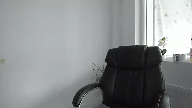 DiamondKay online show from 11-05-25, 07:22