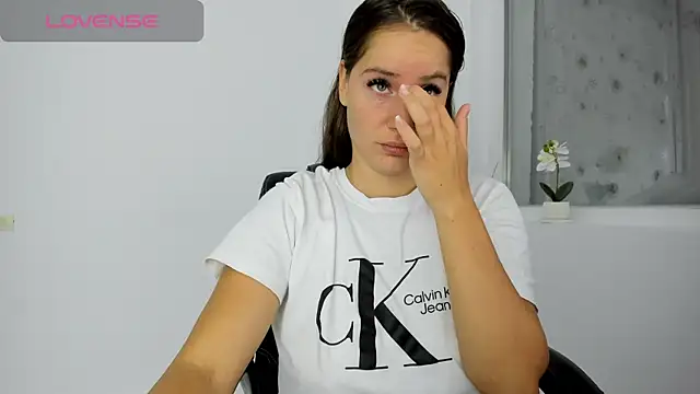 DiamondKay online show from 10-08-25, 06:48