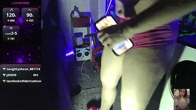 Blondiewithanass online show from 01-13-26, 05:06