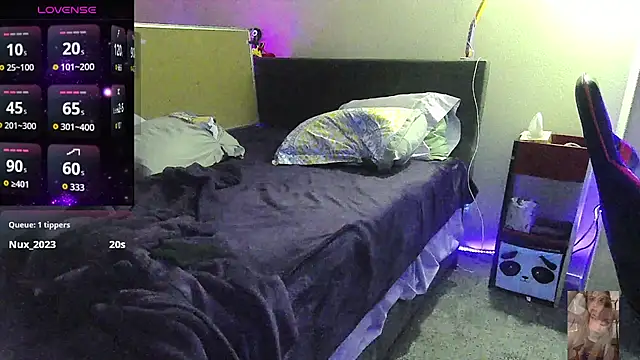 Blondiewithanass online show from 11-26-25, 04:01