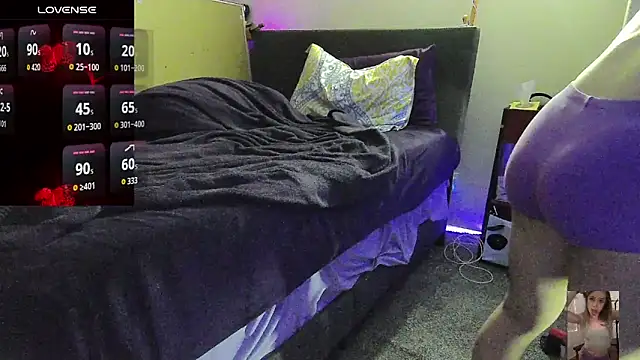 Blondiewithanass online show from 04-10-26, 08:54