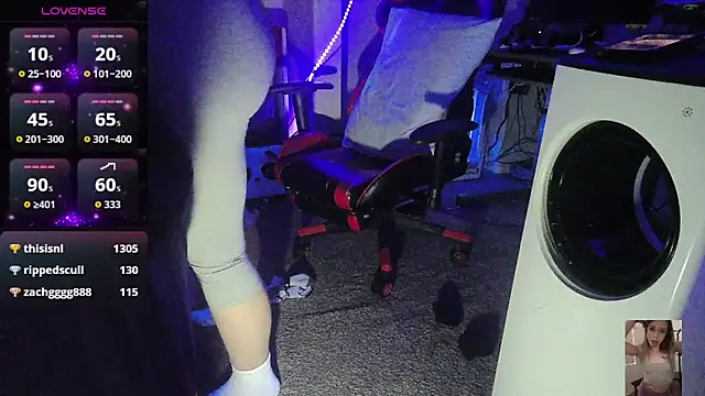 Blondiewithanass online show from 11-25-25, 02:39