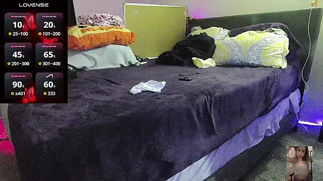 Blondiewithanass online show from 03-06-26, 05:46