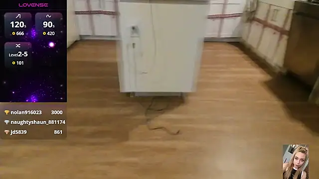 Blondiewithanass online show from 01-15-26, 06:39