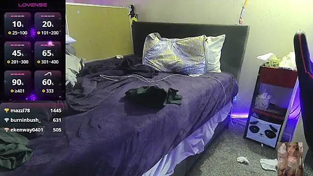 Blondiewithanass online show from 11-06-25, 02:26