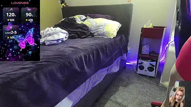 Blondiewithanass online show from 02-08-26, 04:54