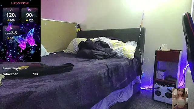 Blondiewithanass online show from 02-07-26, 04:20