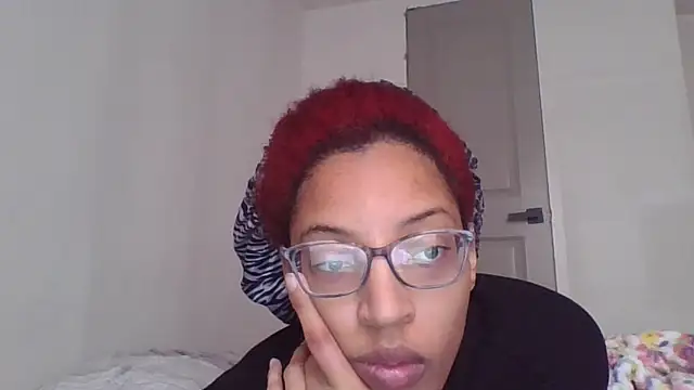 Snapshot of Queen_Lavish chatting on 11-10-25, 04:23 Queen Lavish online show from 11-10-25, 04:23