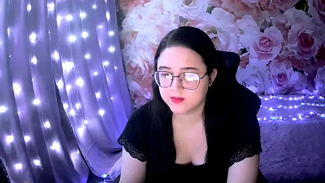 Snapshot of OverseerX chatting on 12-28-24, 05:14 OverseerX online show from 12-28-24, 05:14