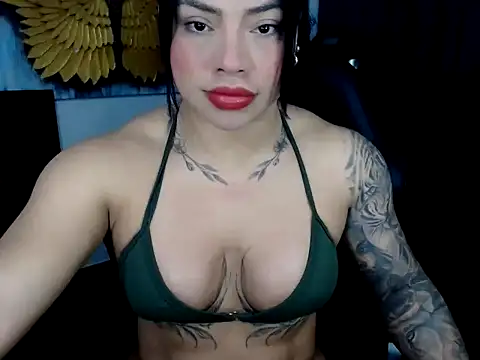 beautifulunna  online show from 12-22-25, 04:01