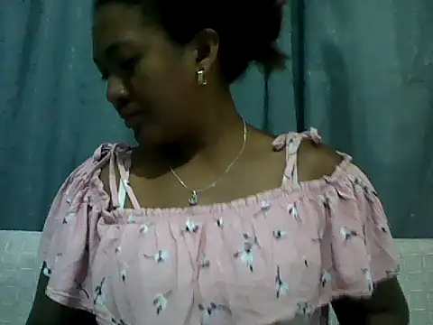 Snapshot of sexyladii chatting on 03-21-26, 05:50 sexyladii online show from 03-21-26, 05:50