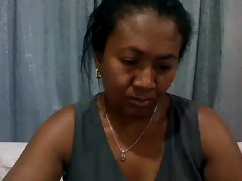 sexyladii online show from 12-22-25, 04:40