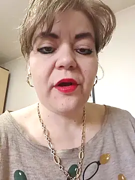 cindybbwsquirt online show from 03-19-25, 04:57