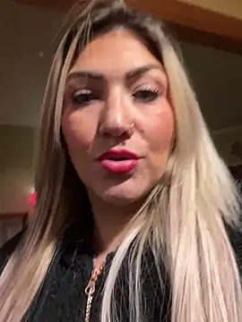 LittleMissEeve online show from 11-29-25, 11:49