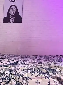 Snapshot of Niky_Love chatting on 12-20-24, 07:12 Niky Love online show from 12-20-24, 07:12