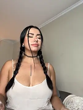 Snapshot of Samispank chatting on 02-23-26, 10:54 Samispank online show from 02-23-26, 10:54