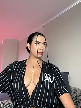 Snapshot of Samispank chatting on 05-06-26, 09:30 Samispank online show from 05-06-26, 09:30