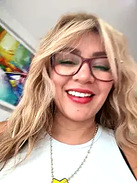 Snapshot of DIANITA_1988 chatting on 09-30-25, 02:34 DIANITA 1988 online show from 09-30-25, 02:34