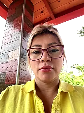 Snapshot of DIANITA_1988 chatting on 09-27-25, 12:22 DIANITA 1988 online show from 09-27-25, 12:22