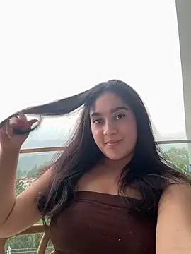 Snapshot of Nina_lovi chatting on 05-27-26, 11:34 Nina lovi online show from 05-27-26, 11:34