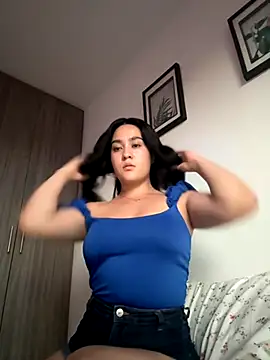 Nina lovi online show from 12-04-25, 11:04