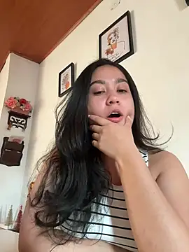 Snapshot of Nina_lovi chatting on 12-12-24, 07:48 Nina lovi online show from 12-12-24, 07:48