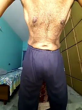 Snapshot of hornyindianmale82 chatting on 06-12-26, 11:52 hornyindianmale82 online show from 06-12-26, 11:52