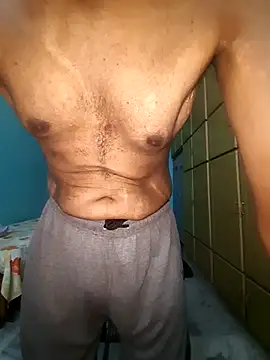 Snapshot of hornyindianmale82 chatting on 10-13-25, 10:28 hornyindianmale82 online show from 10-13-25, 10:28