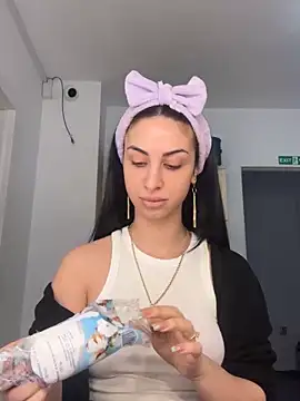 Snapshot of MeganHopeX chatting on 01-24-25, 07:41 MeganHopeX online show from 01-24-25, 07:41