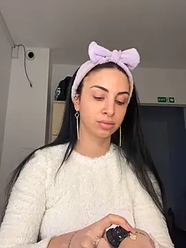 Snapshot of MeganHopeX chatting on 01-23-25, 06:49 MeganHopeX online show from 01-23-25, 06:49