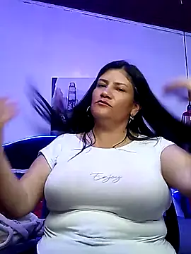 salomexlove 20 online show from 12-17-25, 12:10